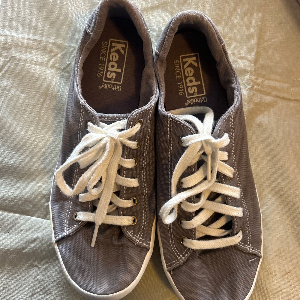 Women's Keds Gray Canvas Sneakers Size 7.5 with White Laces